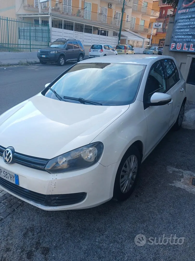 Volkswagen Golf 2012 photo 4