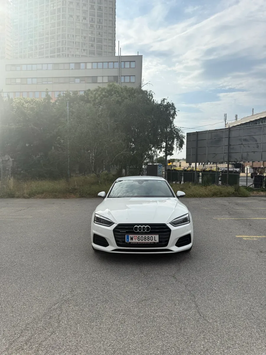 Audi A5 2017 photo 2