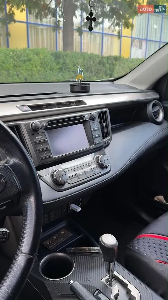 Toyota Rav4 2013 photo 5