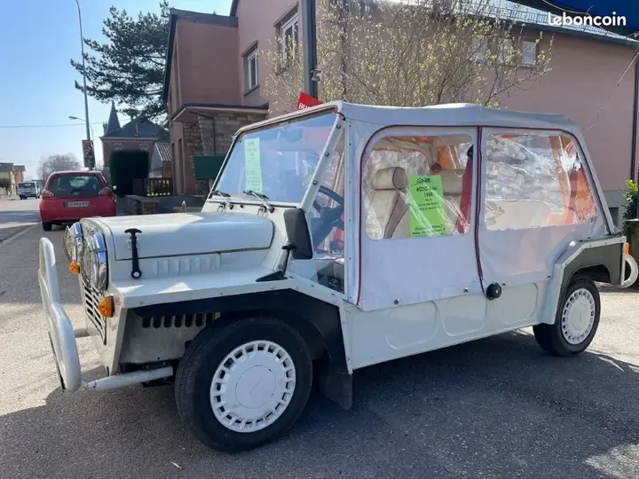Mini Moke