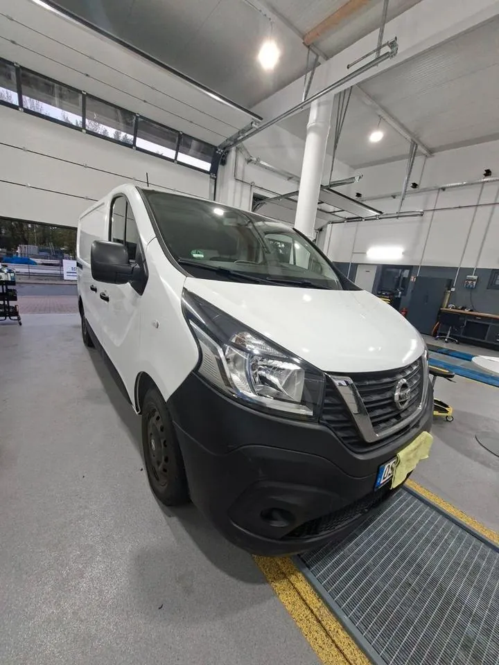 Nissan Nv 300