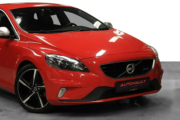 Volvo V40 2014 photo 2