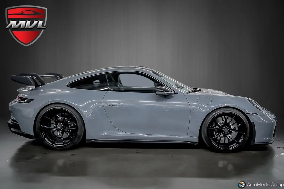 Porsche 911 2024 photo 4