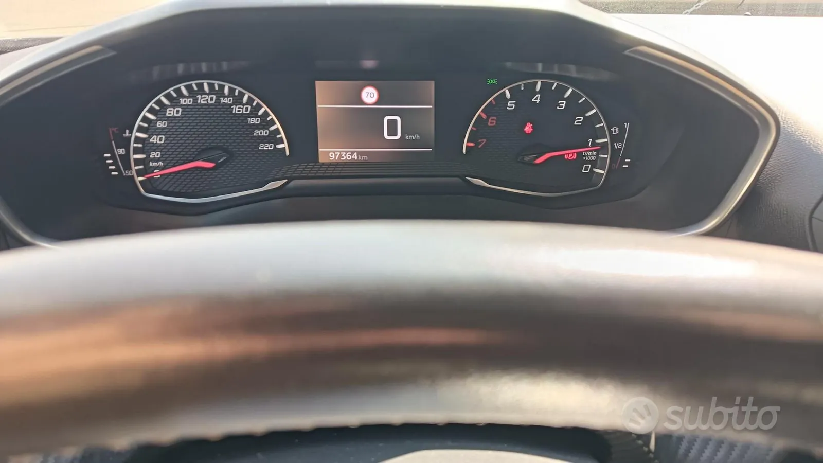 Peugeot 2008 2021 photo 5