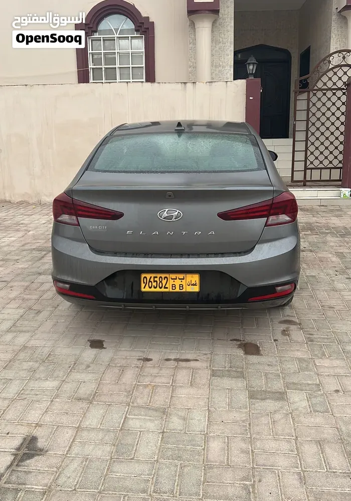 Hyundai Elantra 2019 photo 4