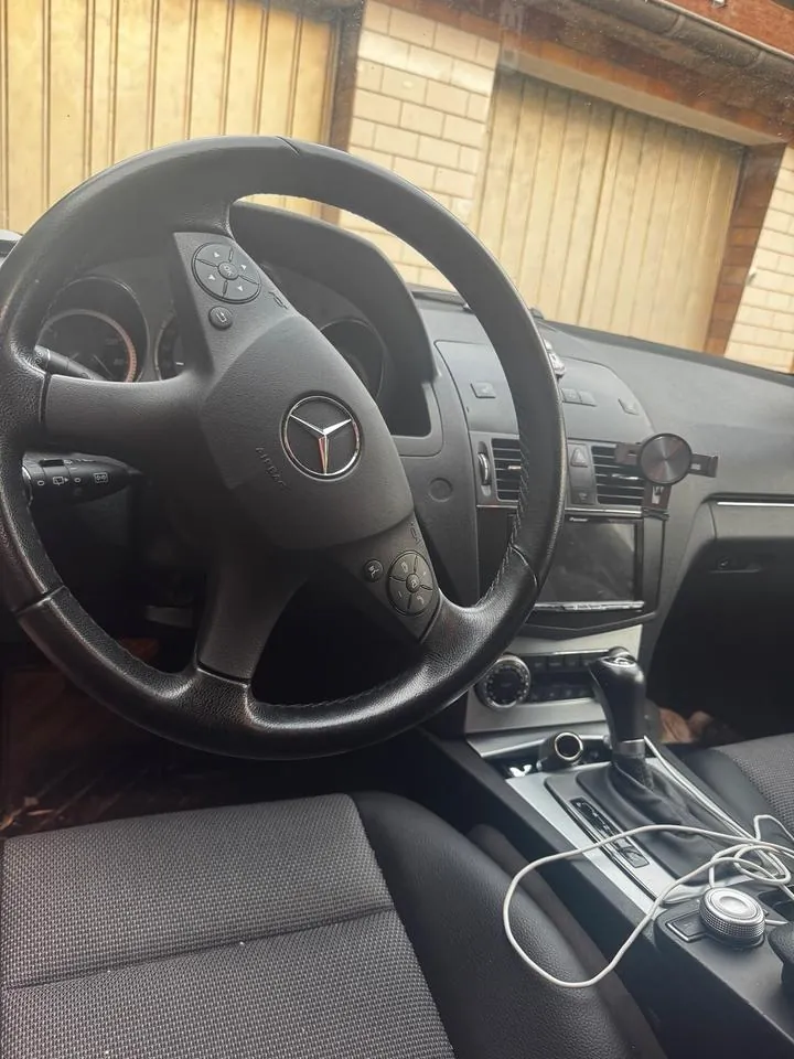 Mercedes-Benz Mercedes