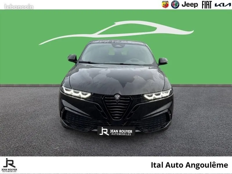 Alfa Romeo Tonale 2026 photo 2