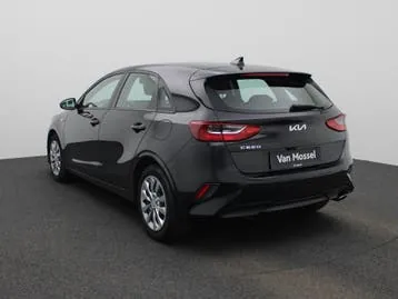 Kia Ceed 2022 photo 2