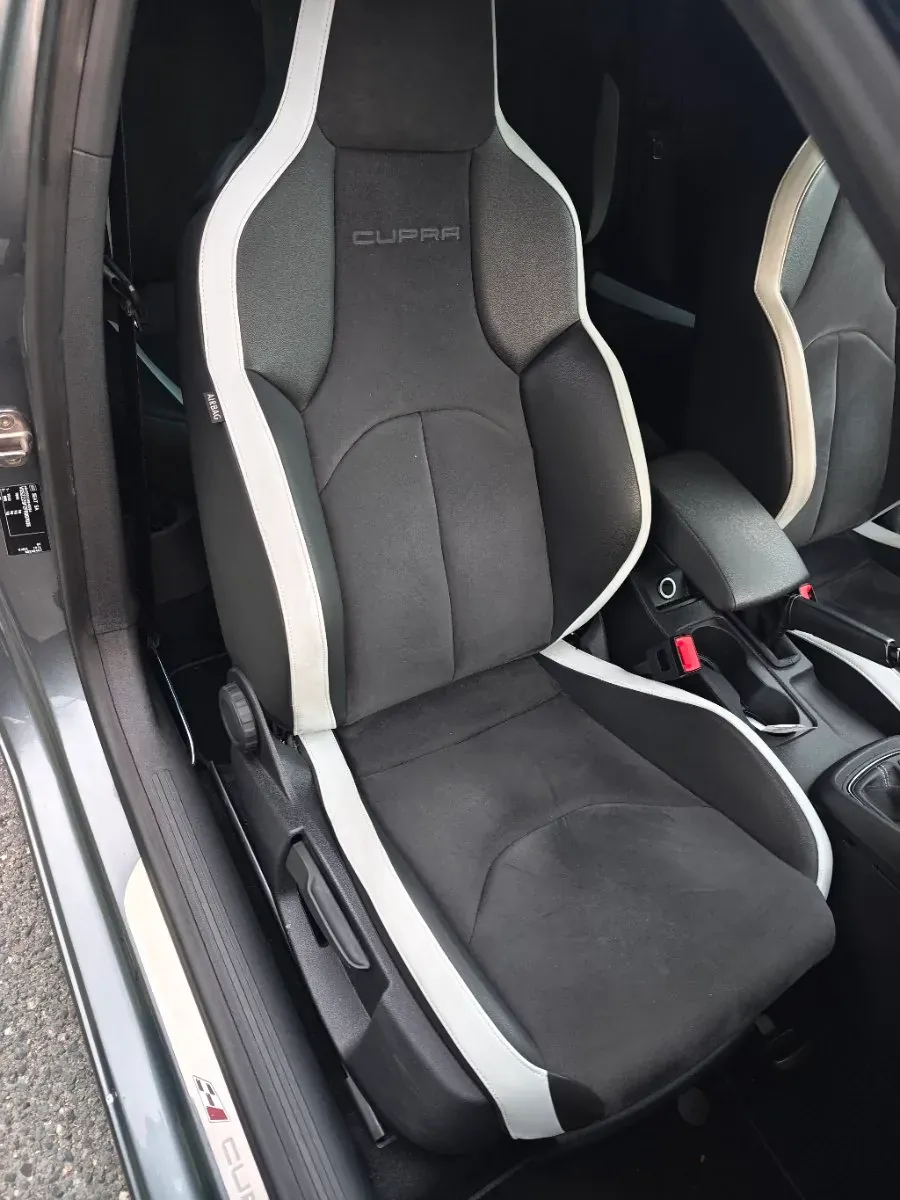 Seat Leon 2014 photo 3