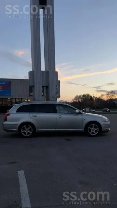 Toyota Avensis 2006 photo 3