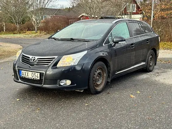 Toyota Avensis 2011 photo 2