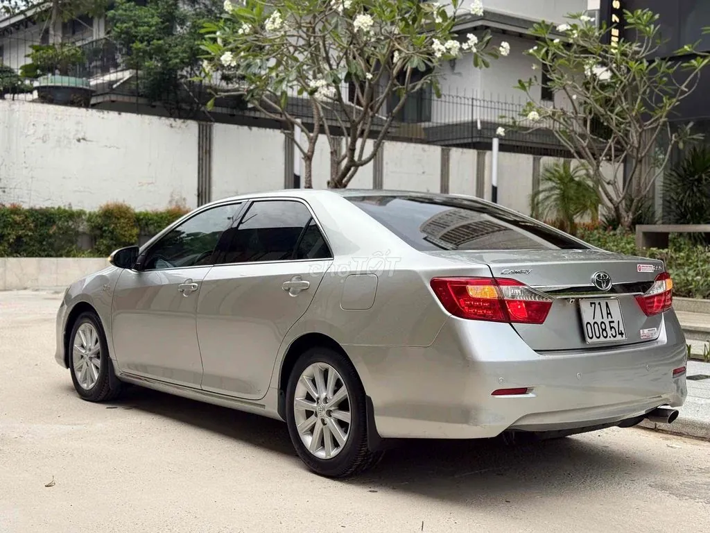 Toyota Camry 2013 photo 3