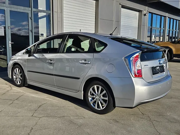 Toyota Prius 2014 photo 3