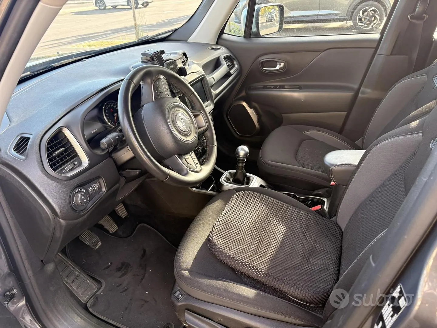 Jeep Renegade 2022 photo 5
