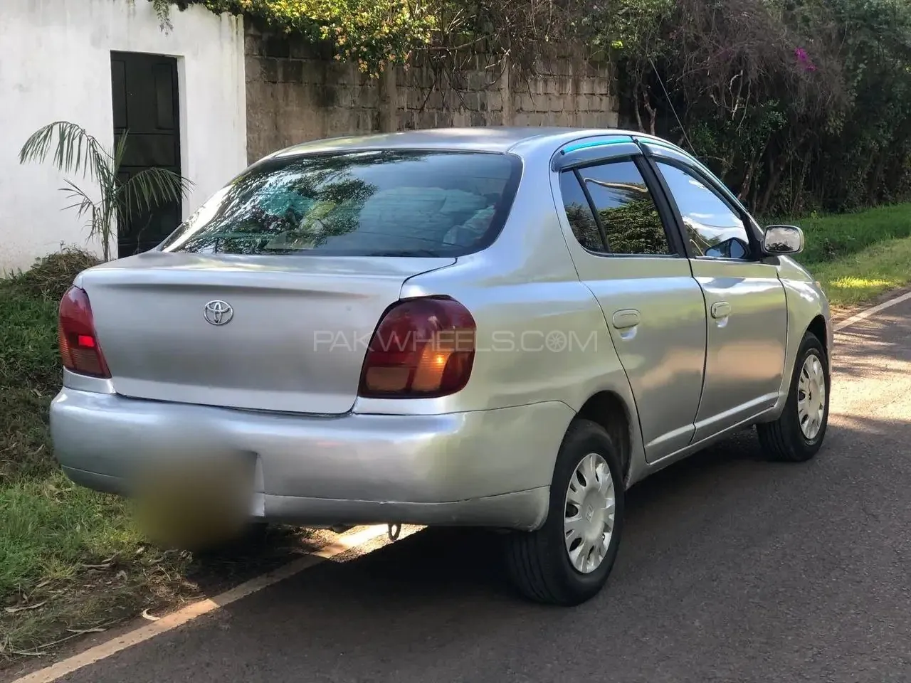 Toyota Platz