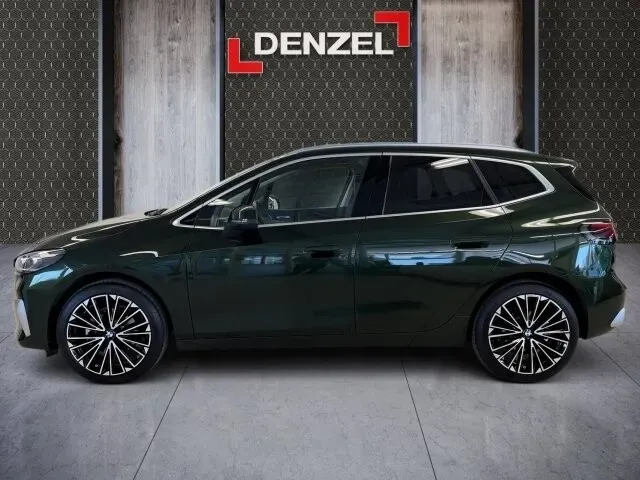 BMW 2 Series 2025 photo 2