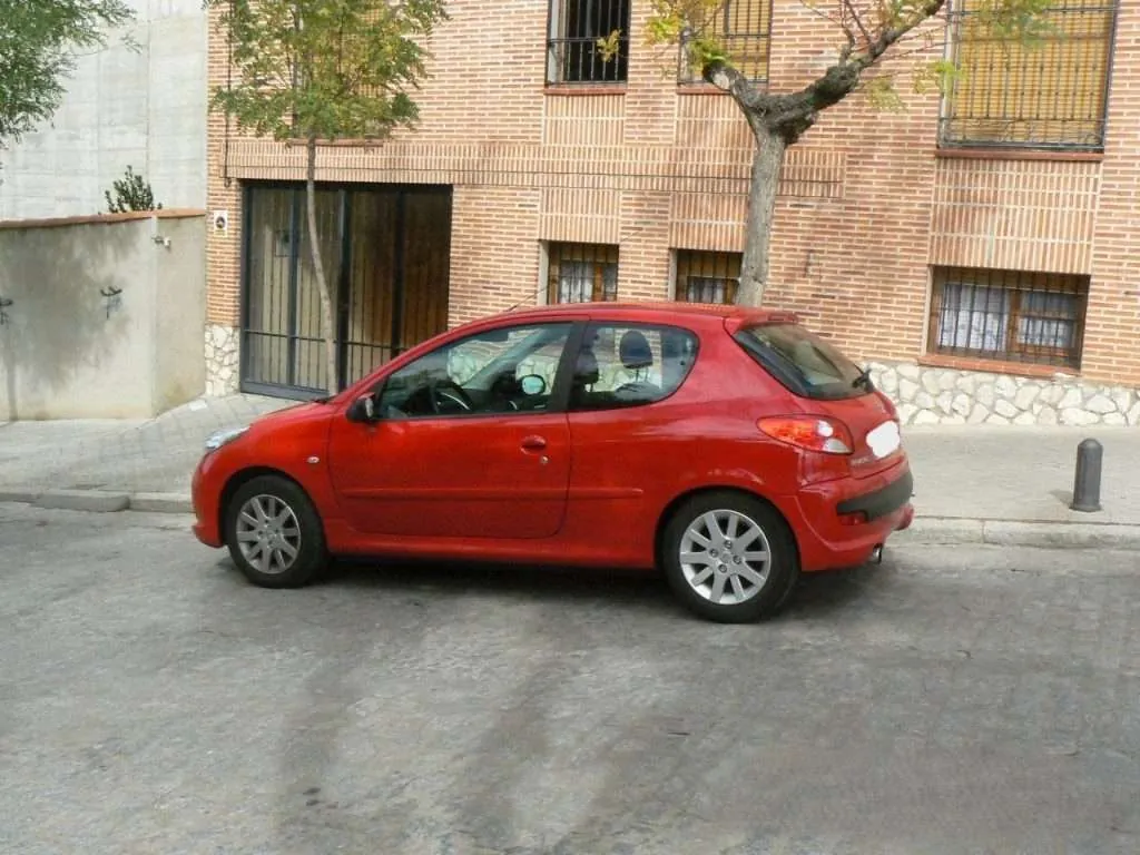 Peugeot 206