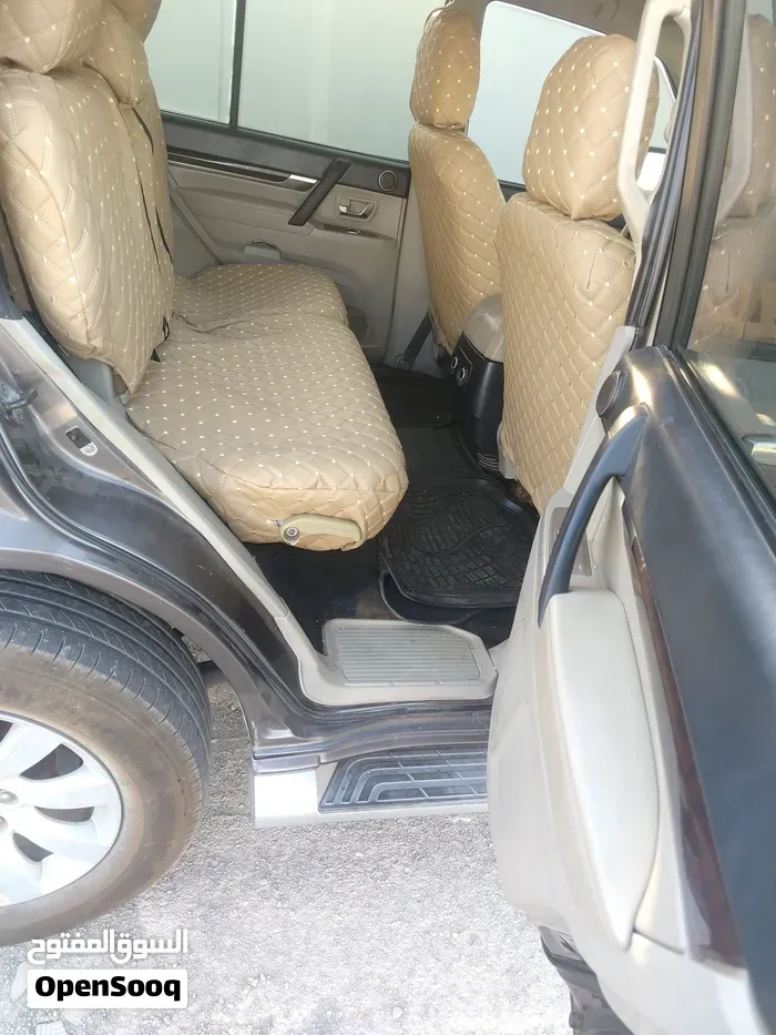 Mitsubishi Pajero 2010 photo 3
