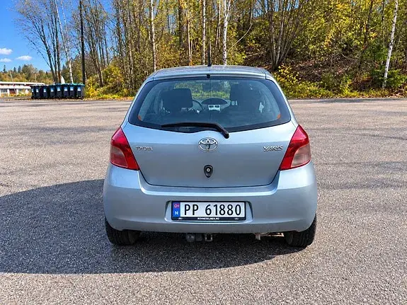 Toyota Yaris 2006 photo 4