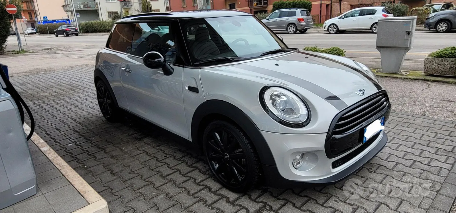 Mini Cooper 2017 photo 2