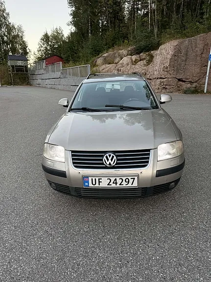 Volkswagen Passat 2005 photo 2