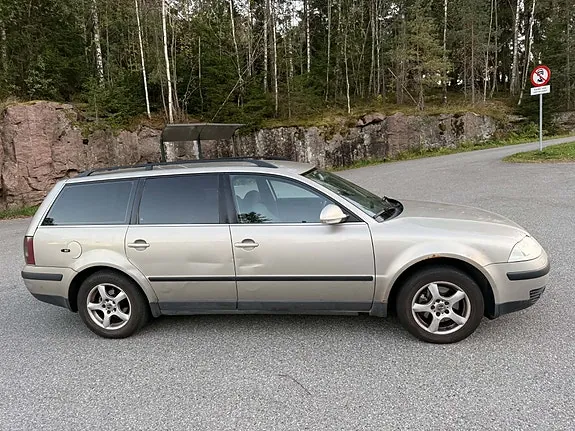 Volkswagen Passat 2005 photo 4