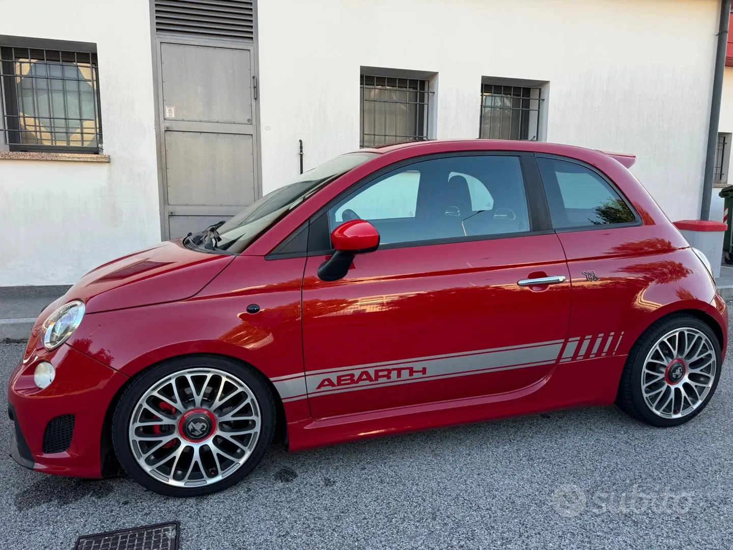 Abarth 500 2009 photo 2