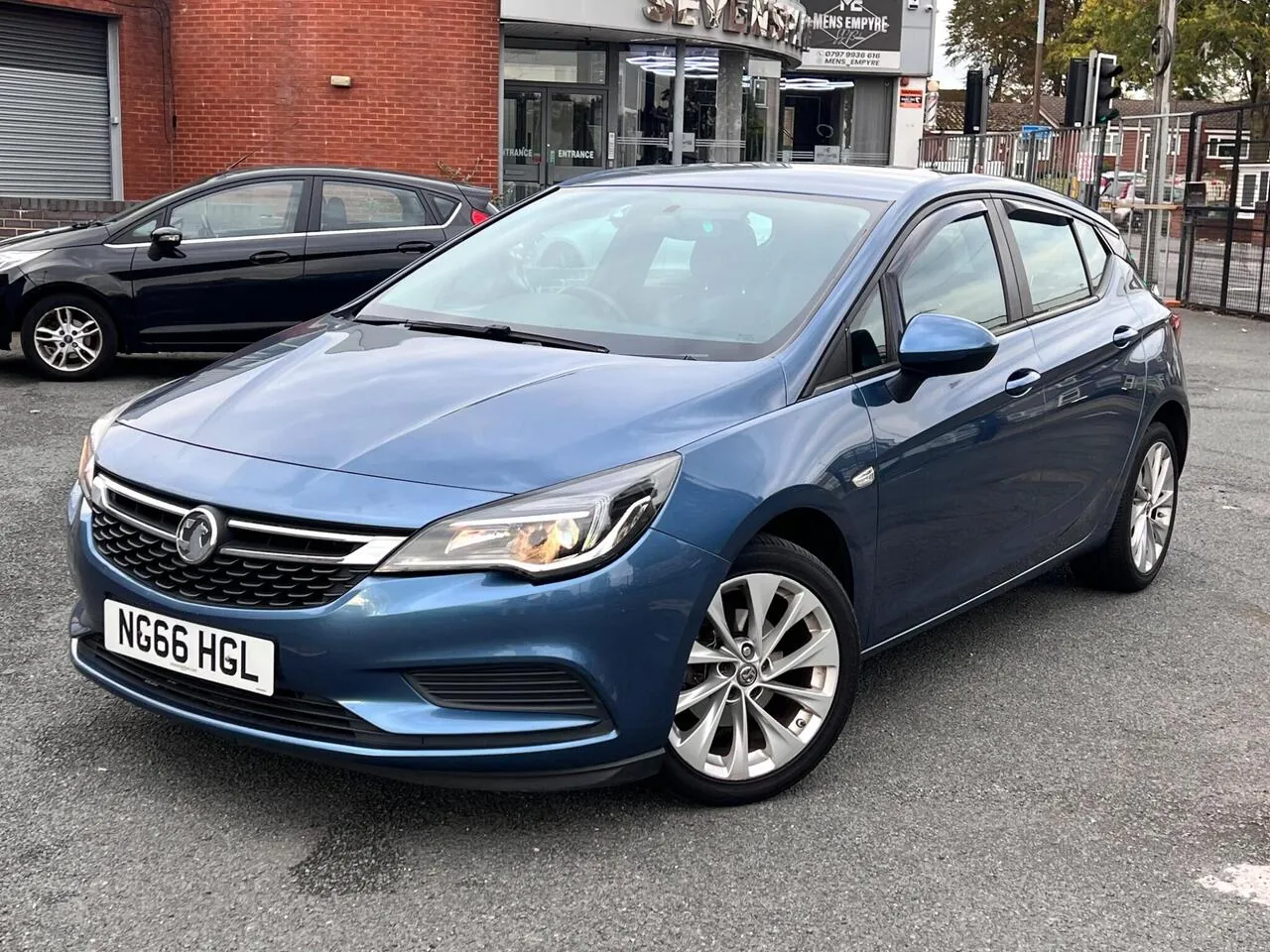 Vauxhall Astra 2017 photo 3