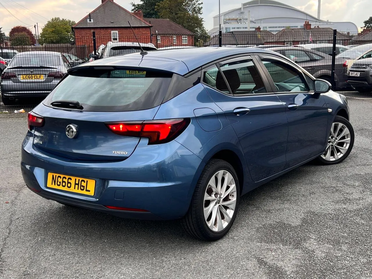 Vauxhall Astra 2017 photo 4
