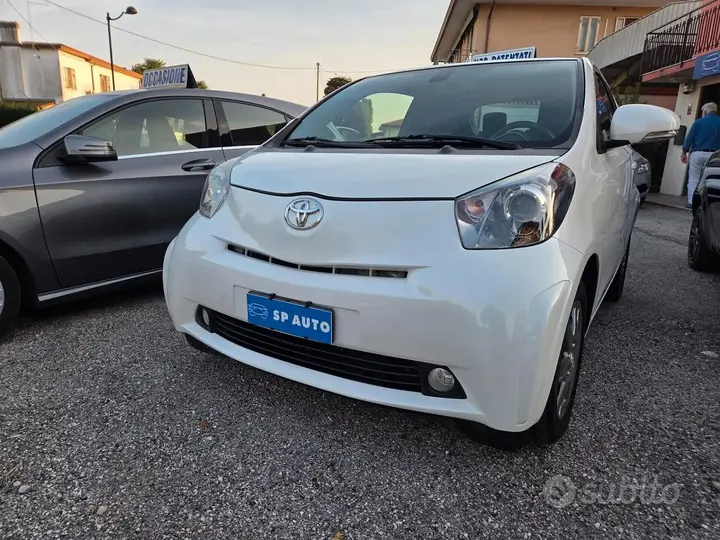 Toyota Iq 2009 photo 3