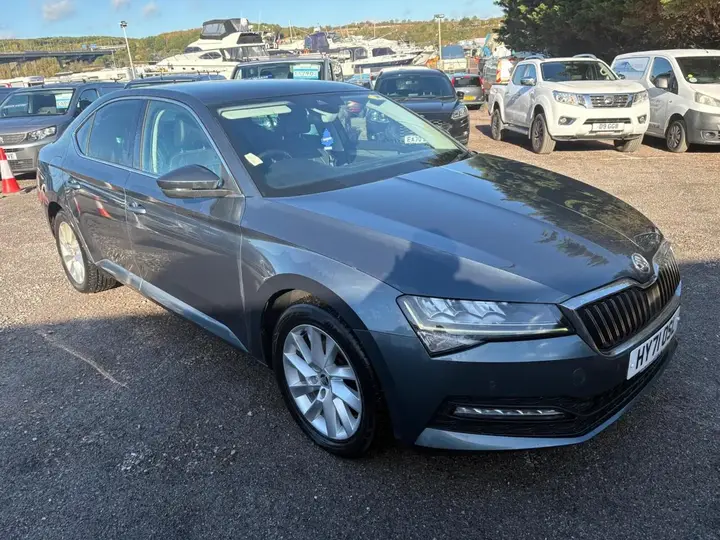 Skoda Superb 2021 photo 5