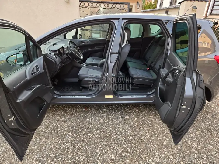 Opel Meriva 2010 photo 2