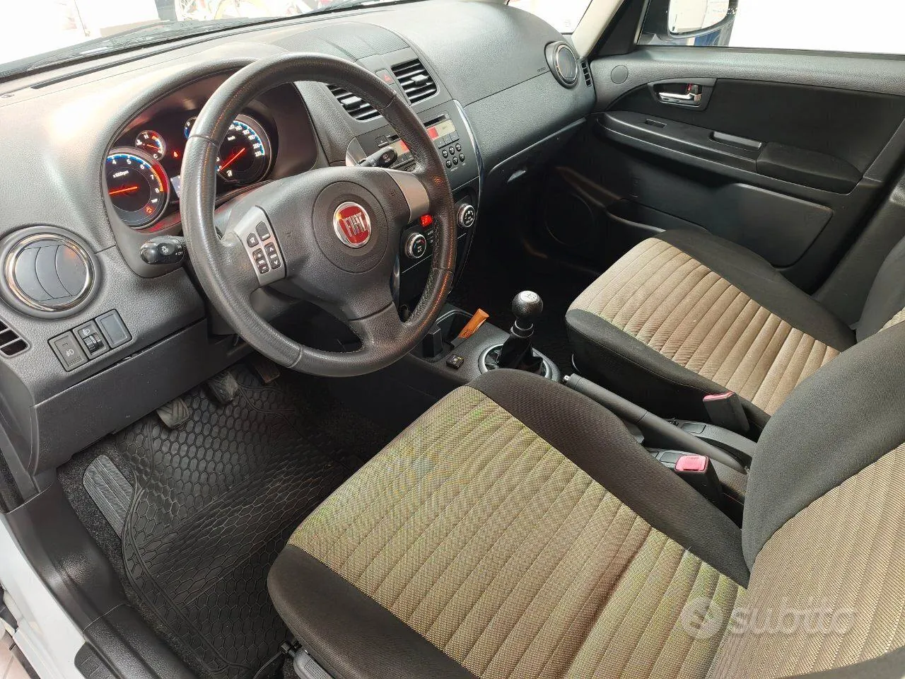 Fiat Sedici 2011 photo 2