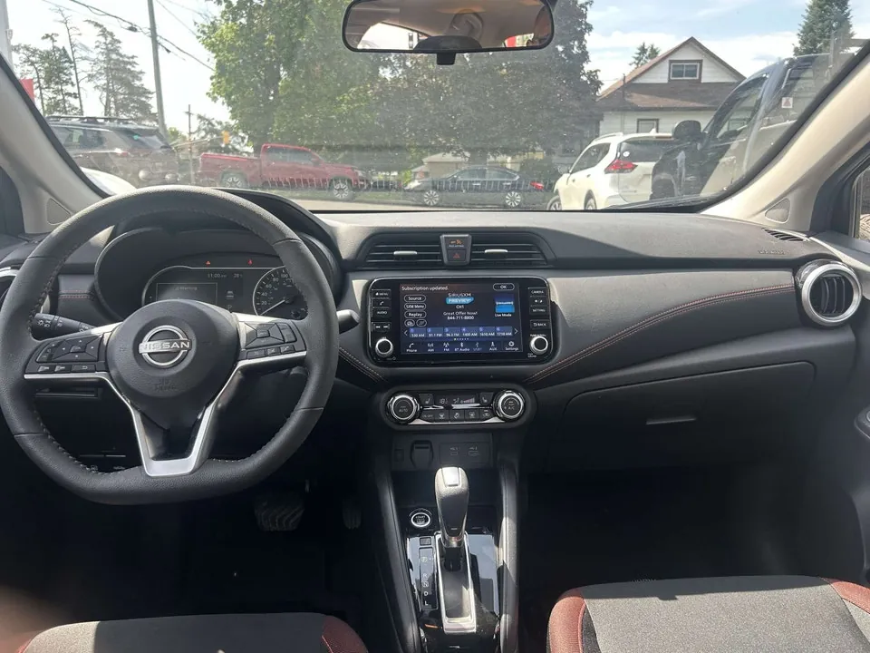 Nissan Versa 2024 photo 2