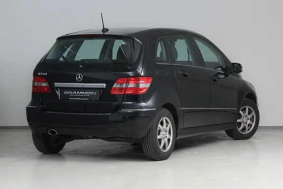 Mercedes-Benz B150 2009 photo 2