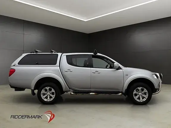Mitsubishi L200 2012 photo 2