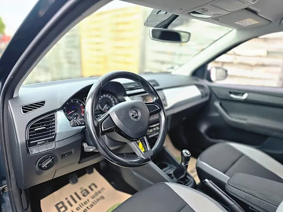 Skoda Fabia 2016 photo 4