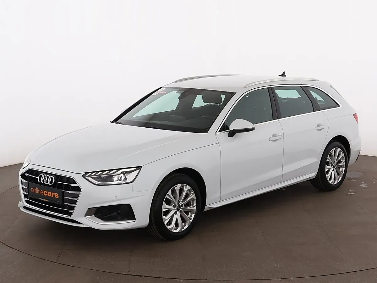 Audi A4 2022 photo 2