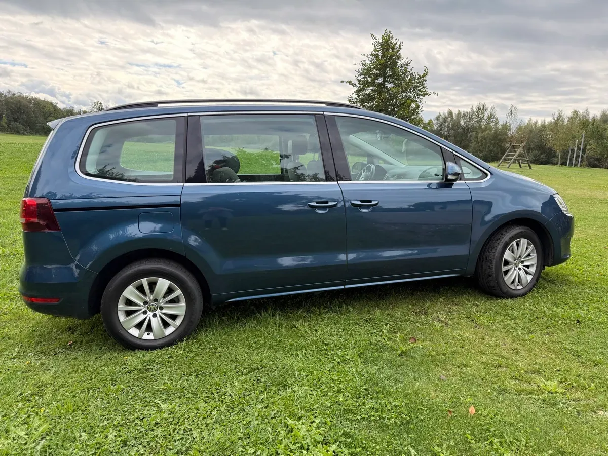 Volkswagen Sharan 2016 photo 2
