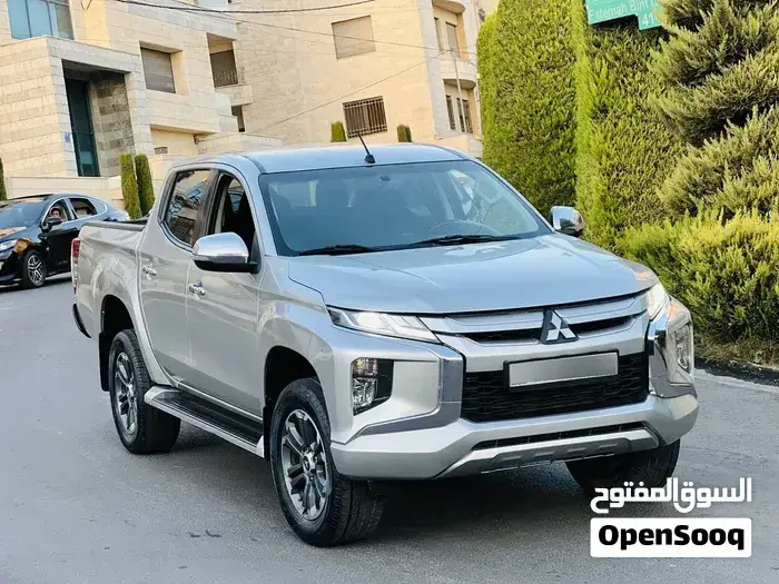 Mitsubishi L200 2022 photo 3