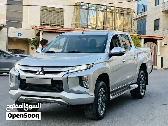 Mitsubishi L200 2022 photo 4