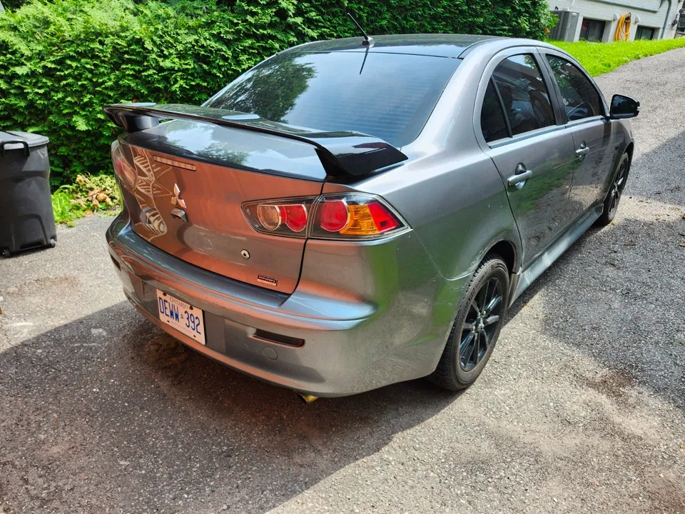 Mitsubishi Lancer 2017 photo 2