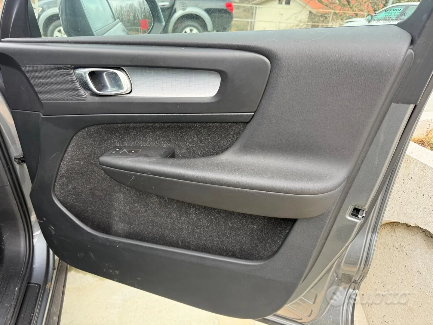 Volvo Xc40 2019 photo 4
