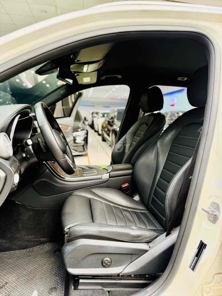 Mercedes-Benz Glc 2019 photo 3