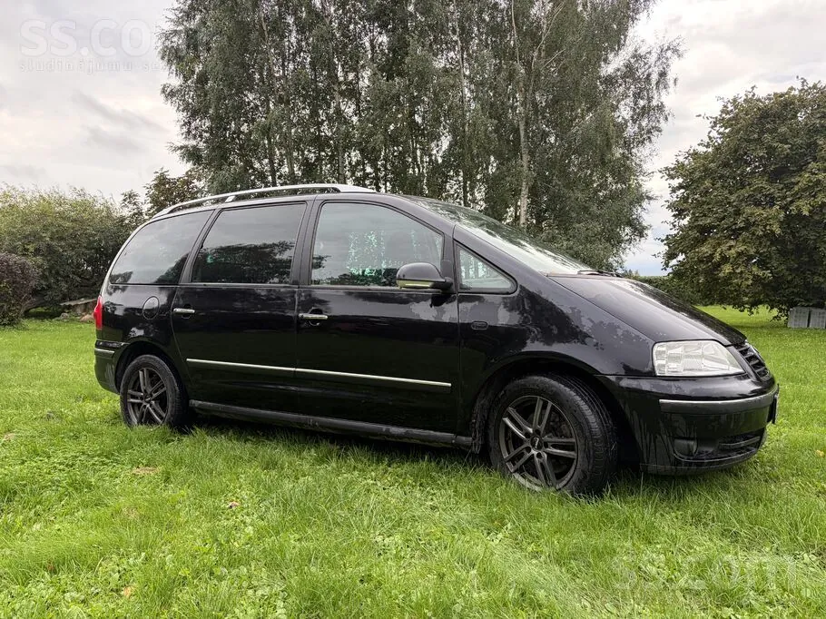 Volkswagen Sharan 2006 photo 2