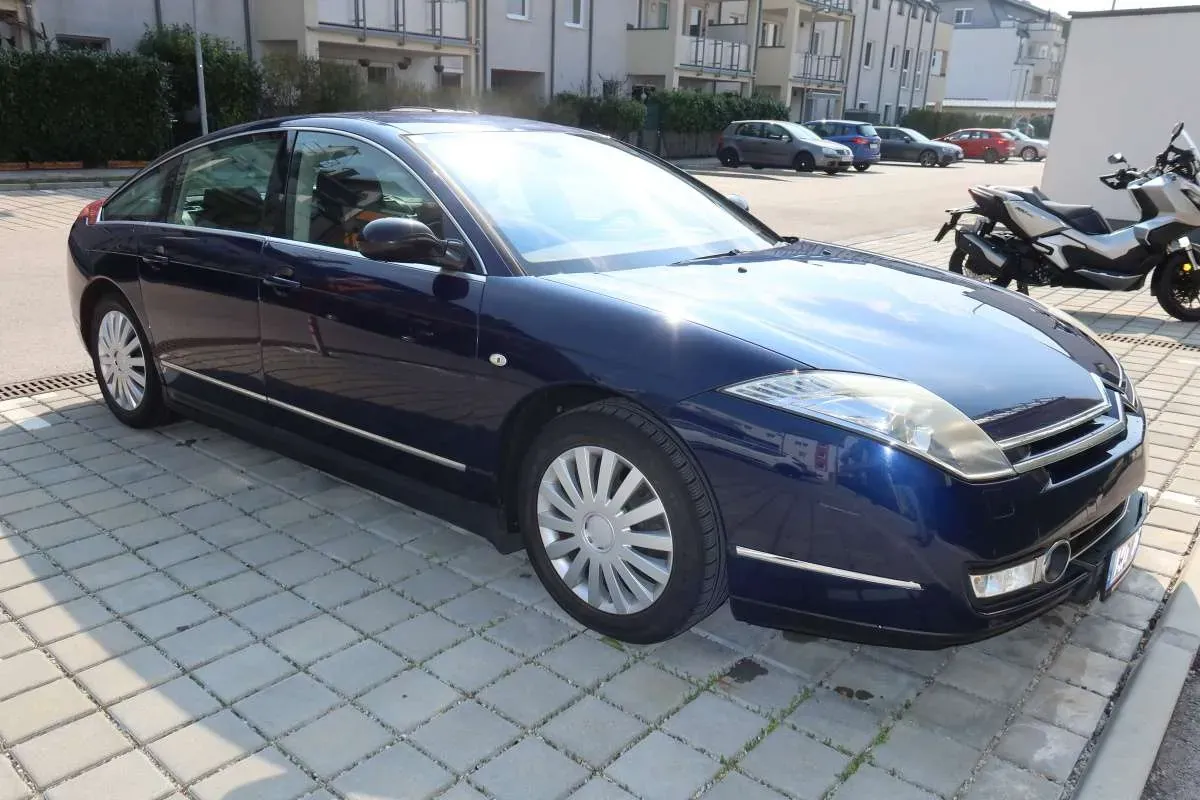 Citroen C6