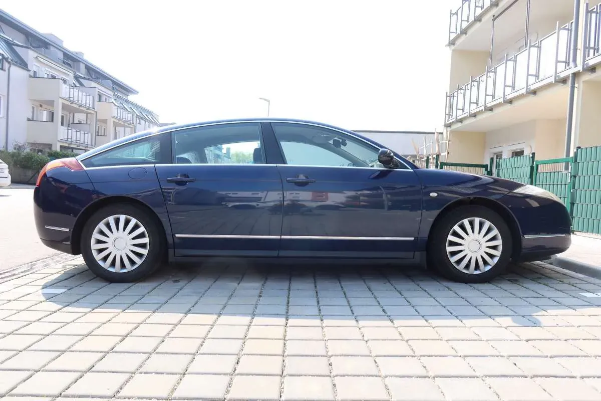 Citroen C6 2007 photo 3