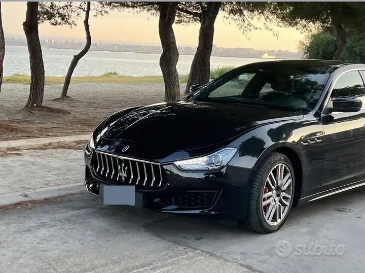 Maserati Ghibli 2017 photo 2