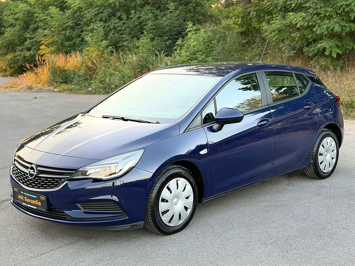 Opel Astra 2017 photo 2