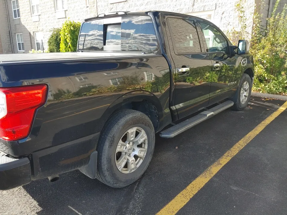 Nissan Titan 2017 photo 3